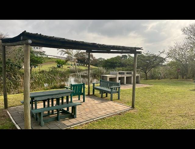 2 BEDROOM APARTMENT FOR SALE IN MANOR ESTATES